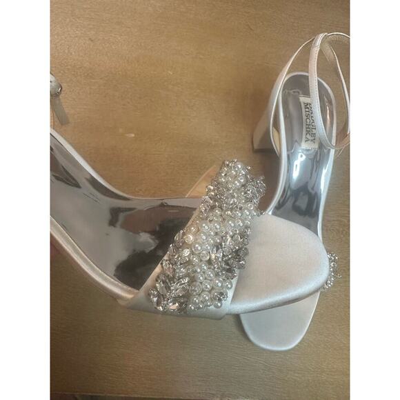 NWOB Badgley Mischka Clara Embellished Strap Evening Shoes - Picture 4 of 11